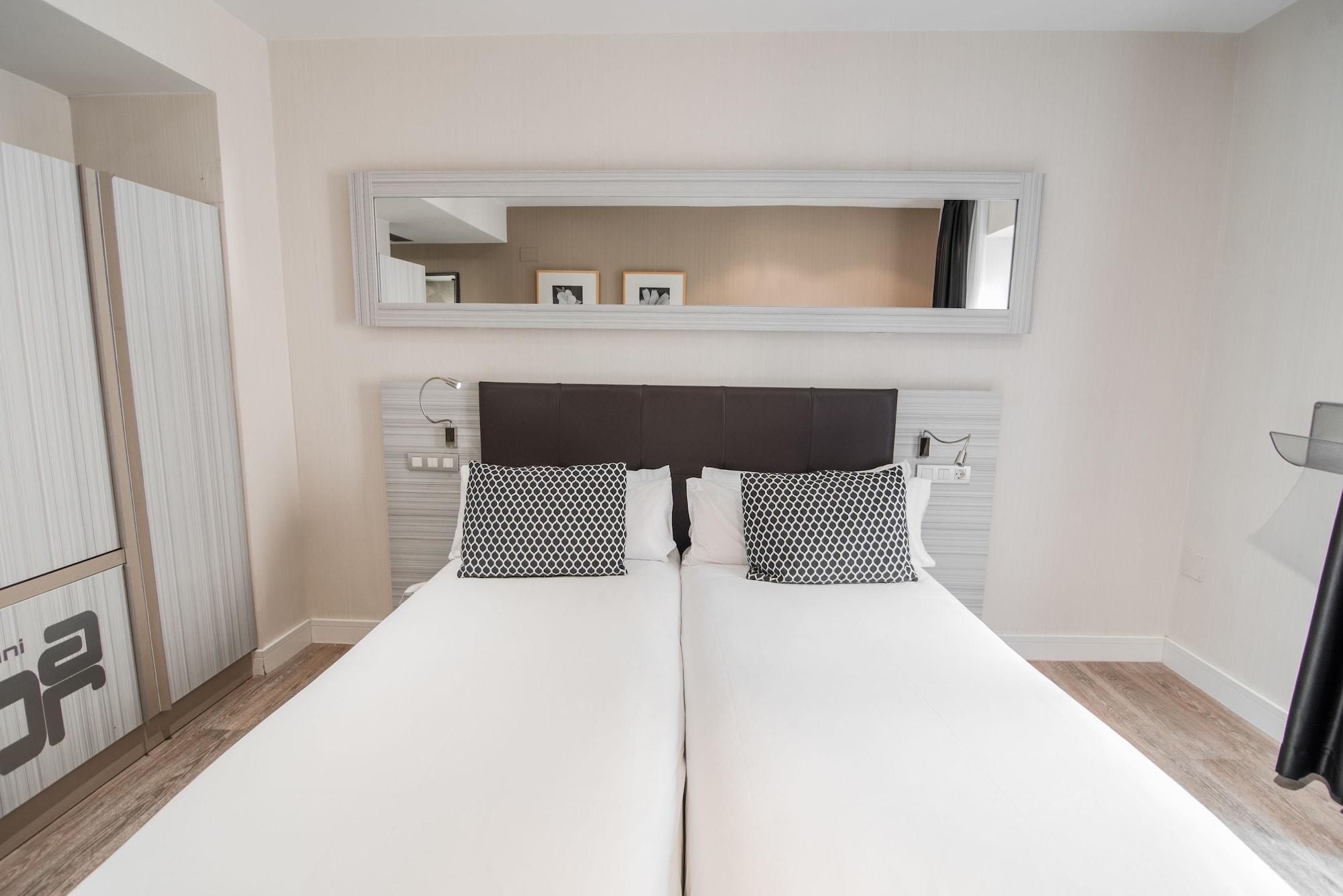 Petit Palace Puerta Del Sol Madrid Ngoại thất bức ảnh